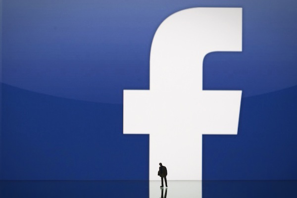 Facebook, retea de socializare sau instrument de marketing?